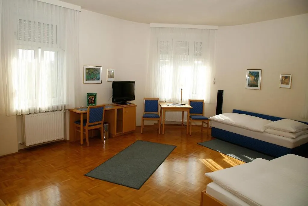 Hotel Riede Vienna 3*,  Austria